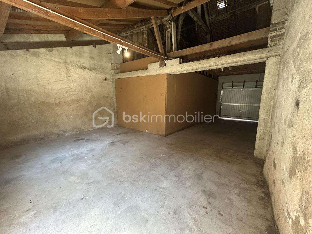 Maison de ville de 102 m² avec cour, dépendance et garage - photo 19