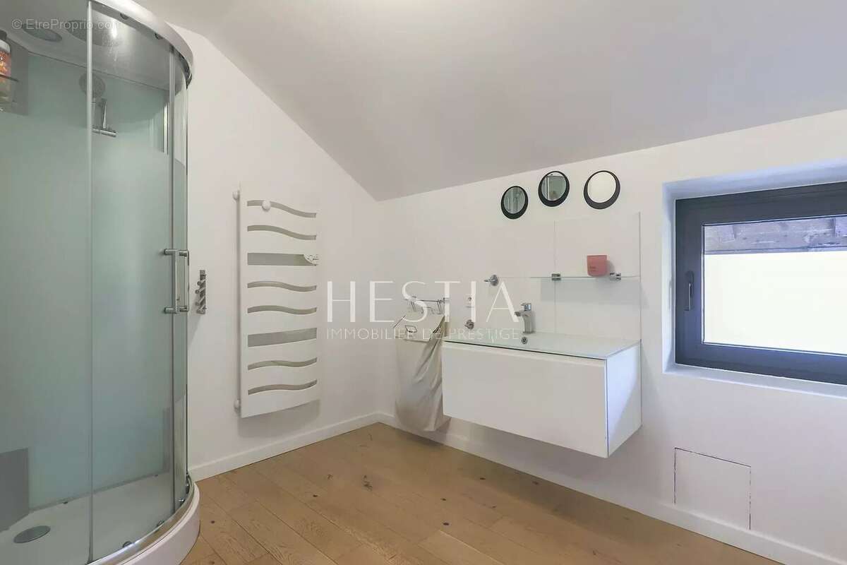 Maison à RILLIEUX-LA-PAPE