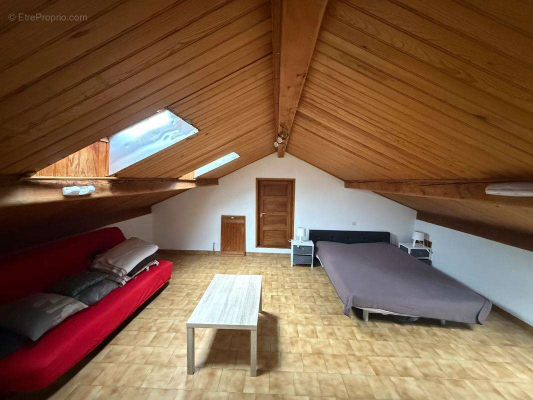 Maison à LES SALLES-DU-GARDON