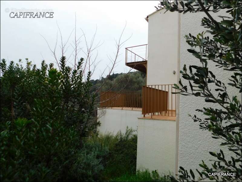 Maison à HYERES