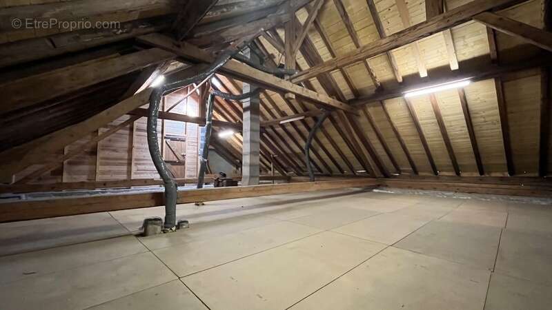 À vendre Thones Appartement 5 pièces à rénover plus plateau à aménager - photo 18