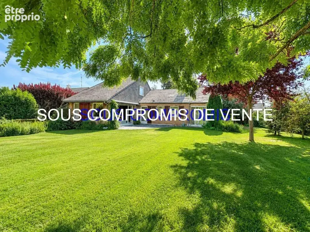 Maison à FAMARS