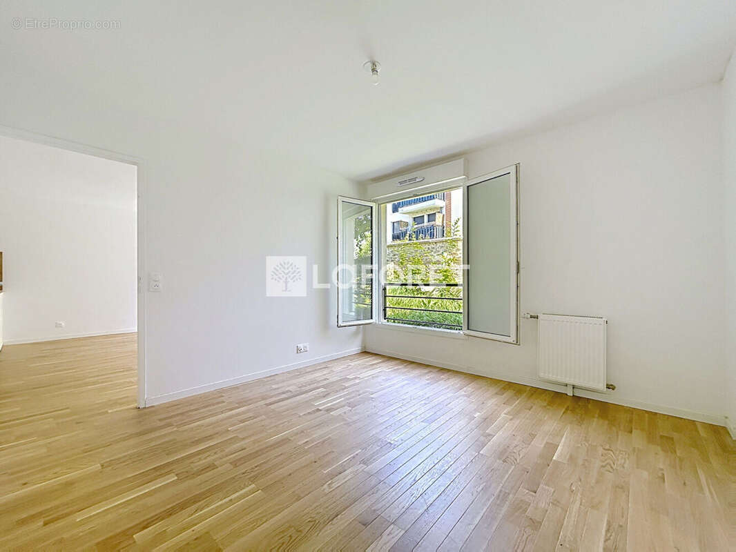 Appartement à VERNEUIL-SUR-SEINE