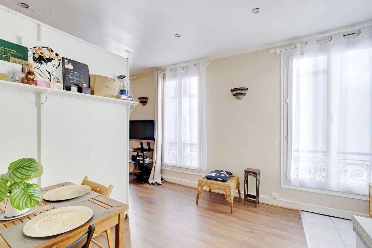 Appartement à PARIS-4E