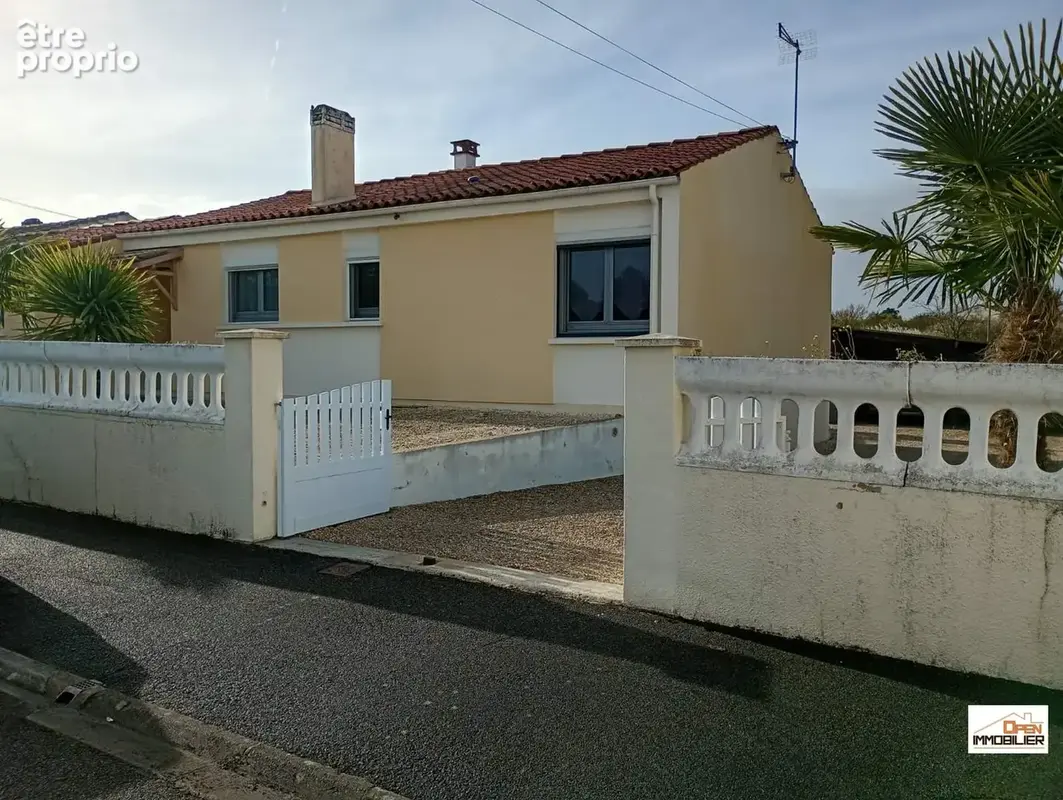 Maison à CHATEAUBERNARD