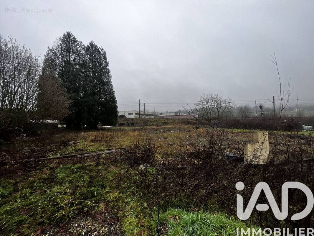 Photo 1 - Terrain à PONT-A-MOUSSON