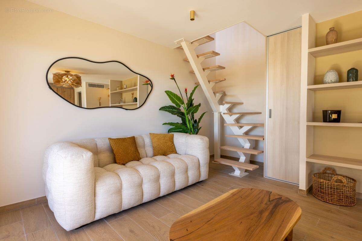 Appartement à SAINT-RAPHAEL