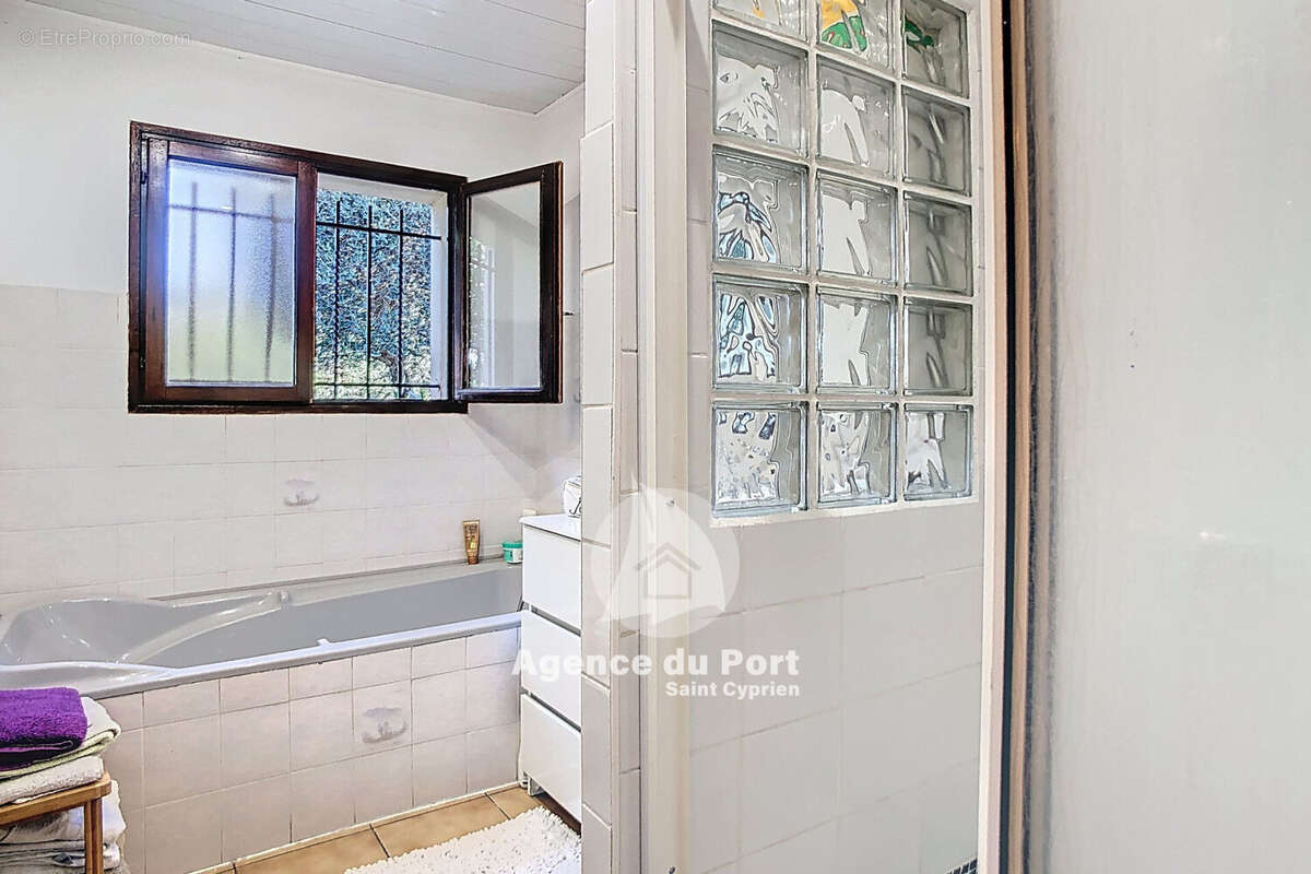 Maison à SAINT-CYPRIEN