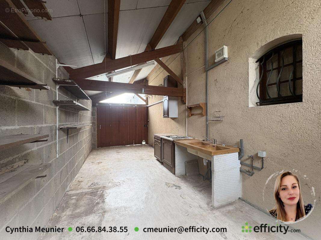 Maison à RUELLE-SUR-TOUVRE