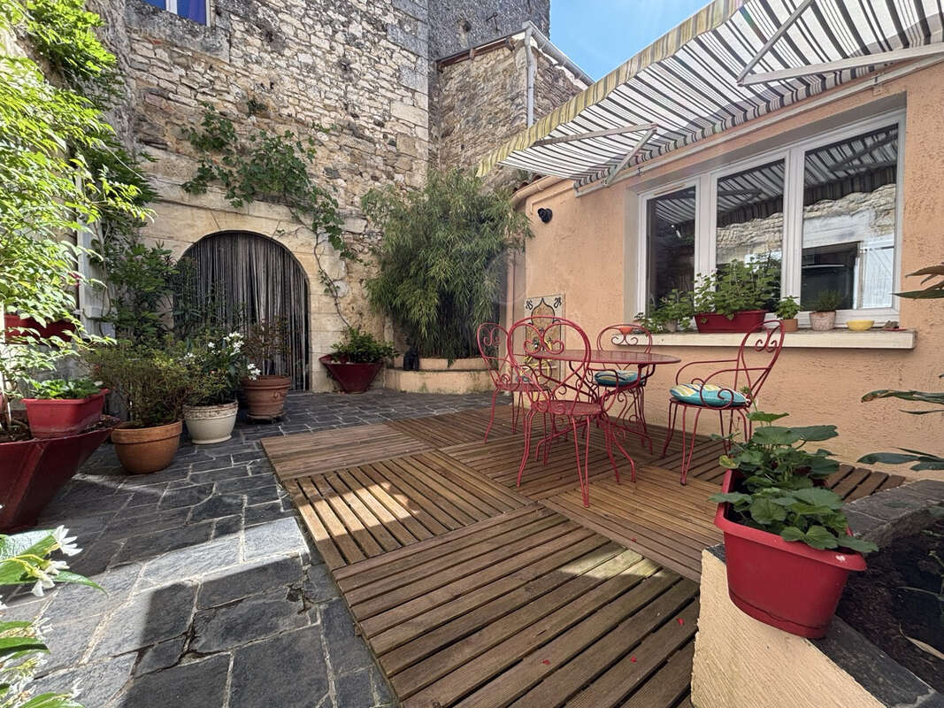 Maison à TONNAY-CHARENTE