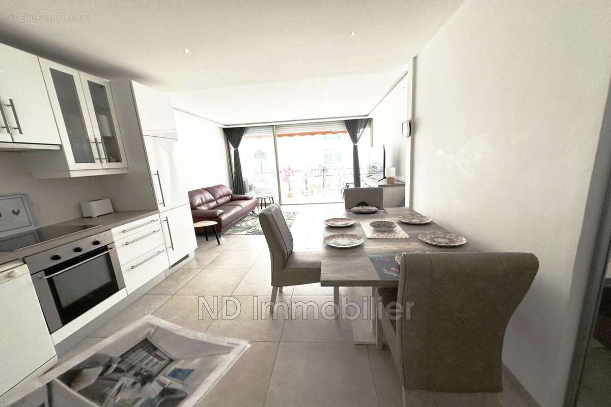 Appartement à CANNES