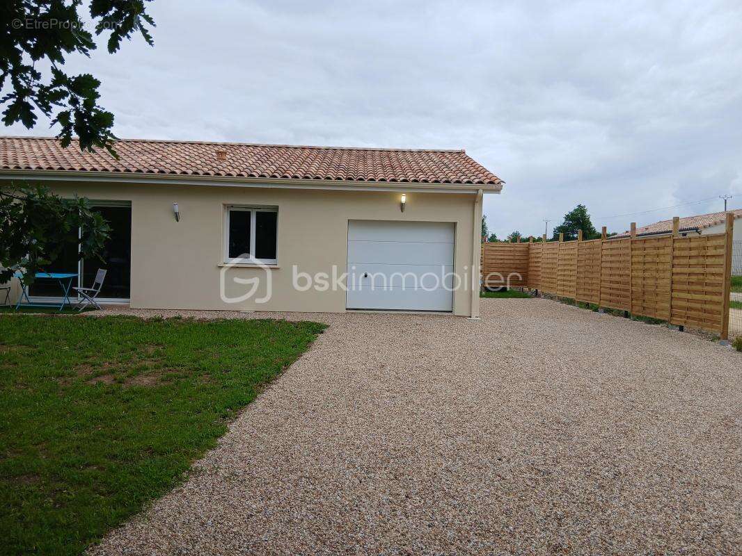 maison neuve sur les hauteurs de vélines - photo 8