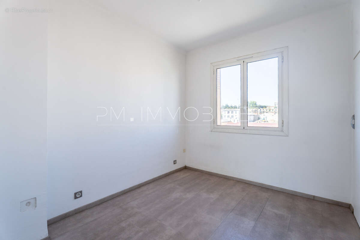 Appartement à MARSEILLE-14E