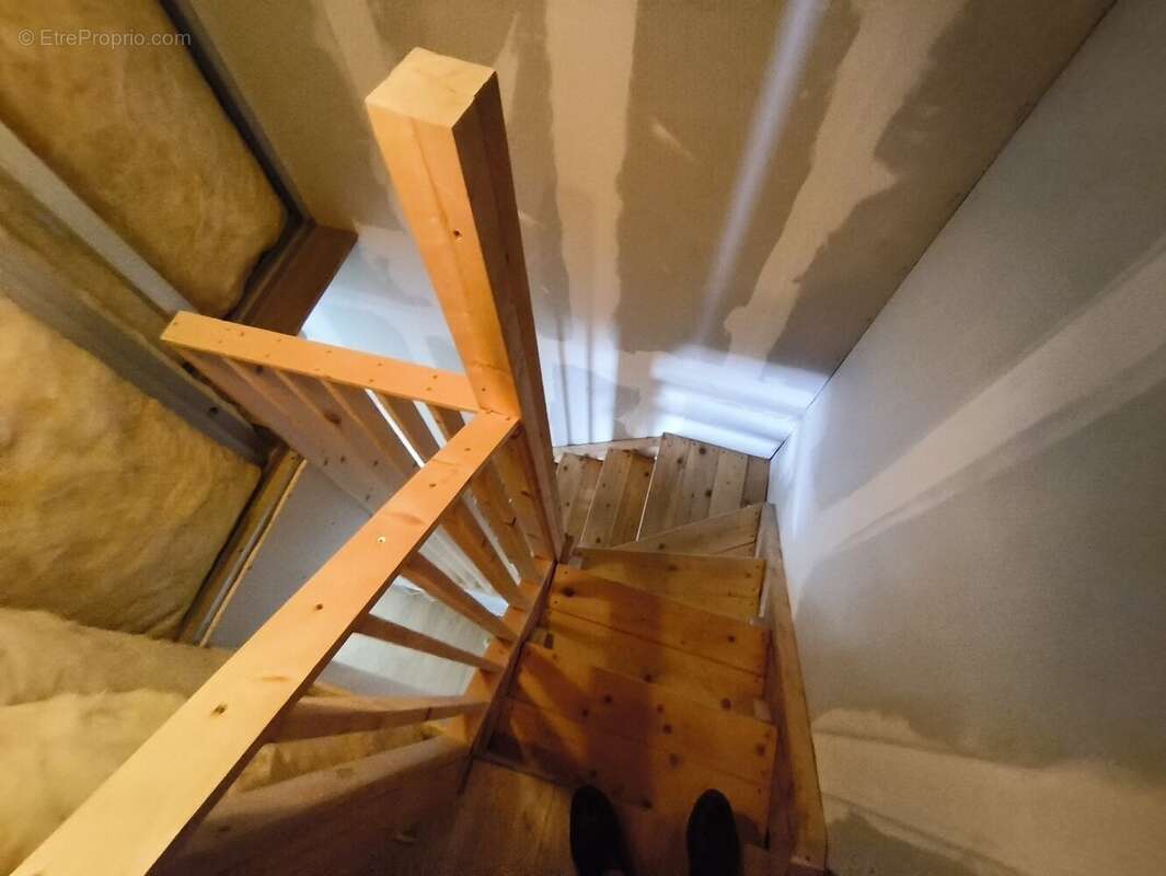 34360 Saint Chinian-Maison loft 240m2-centre - photo 24
