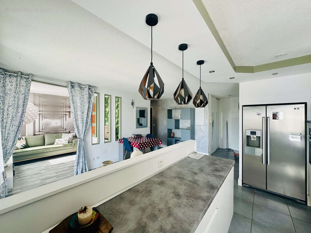 Appartement à LATTES