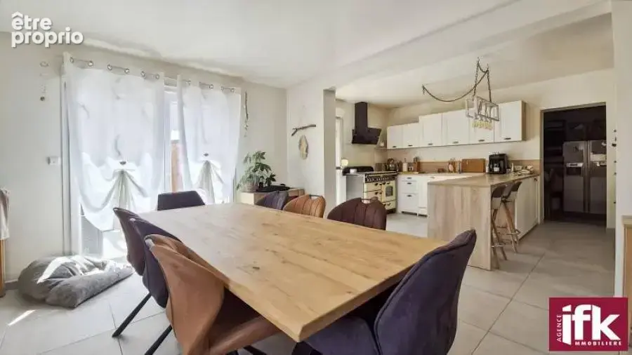 HORBOURG-WIHR : Maison de 114m² avec 4 chambres, jardin et parkings - photo 7