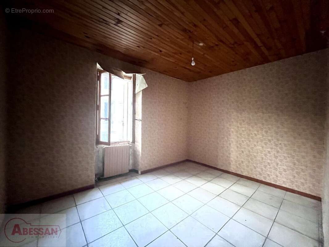 Appartement 48 m² à La Grand-Combe  - photo 4