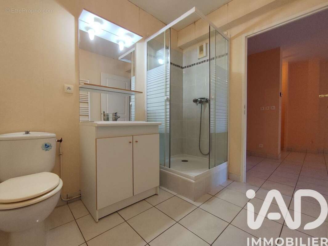 Photo 9 - Appartement à FLEURY-LES-AUBRAIS