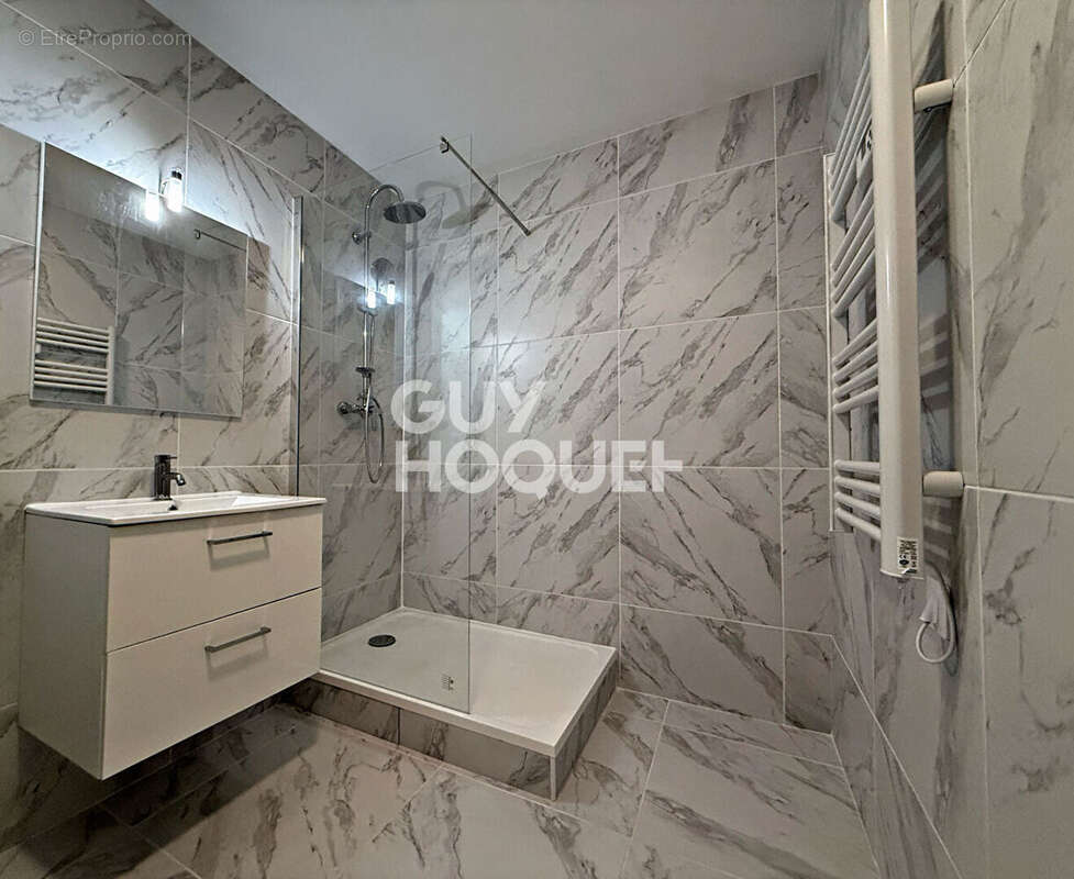 Appartement à CALUIRE-ET-CUIRE