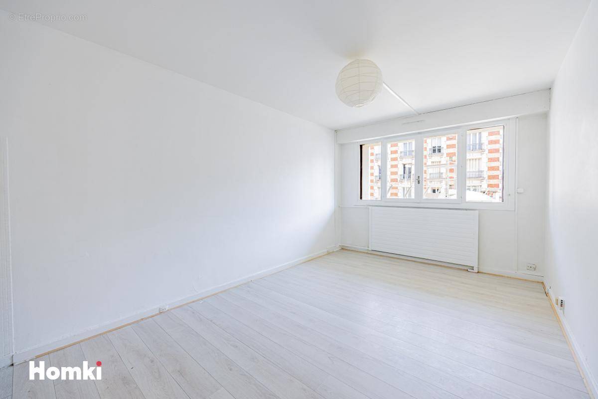Appartement à PARIS-5E