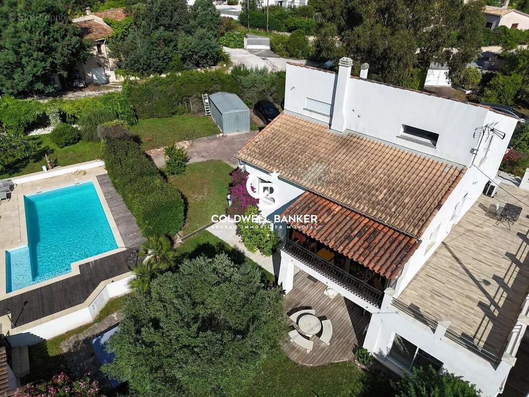 Maison à PUGET-SUR-ARGENS