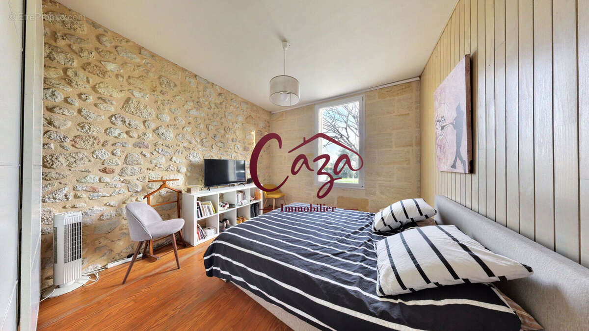 Maison en pierre 5 chambres - 33370 POMPIGNAC - photo 9
