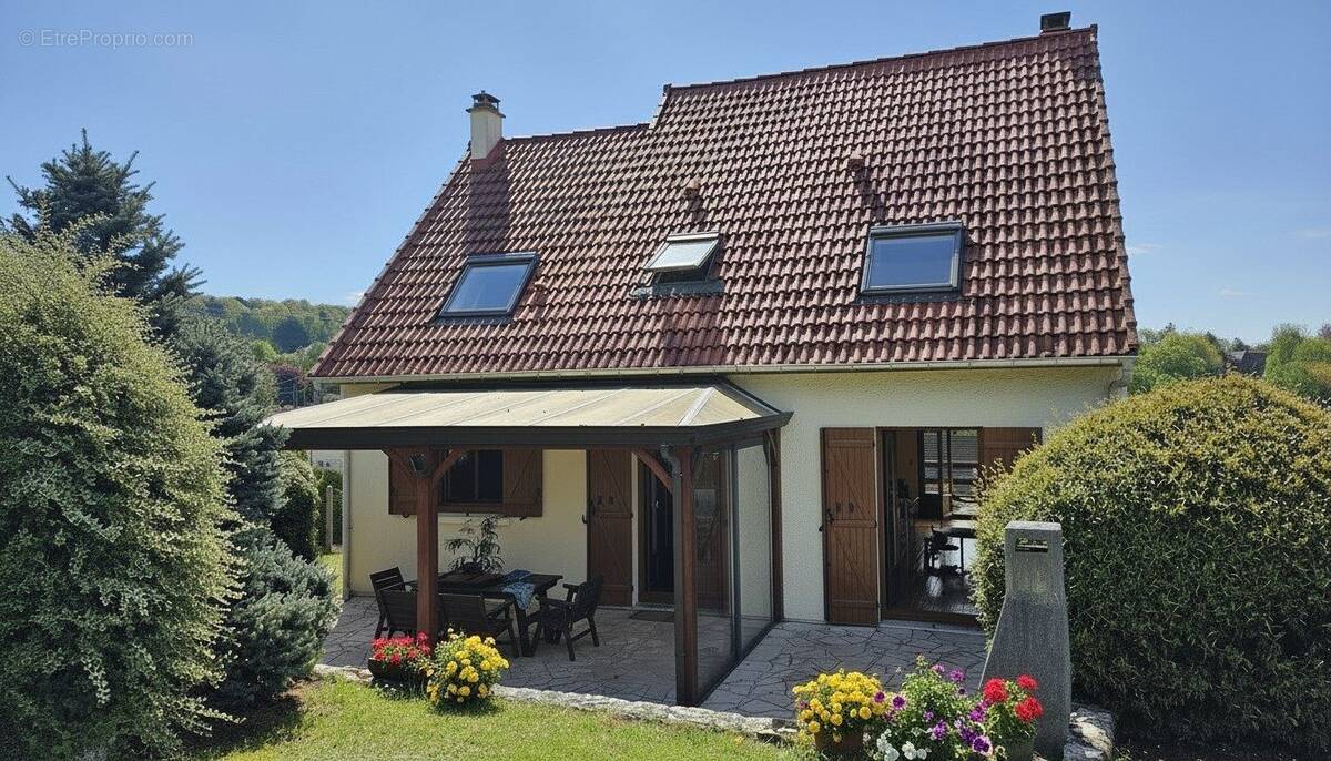 Maison à MAULE