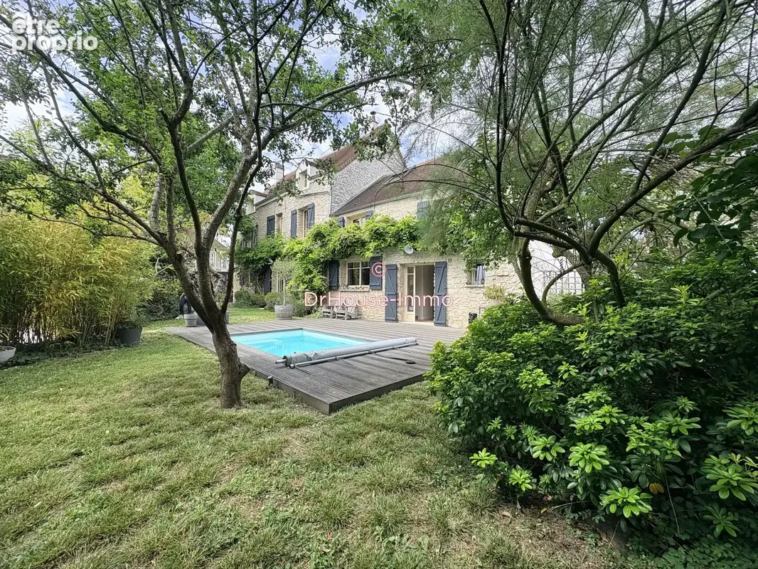 Maison 222 m² à Montainville  - photo 3