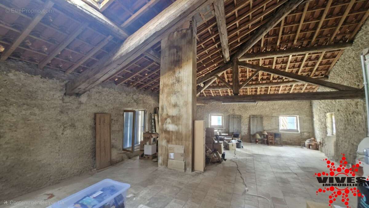 Maison de caractère de 200 m² avec terrasse tropézienne - photo 15