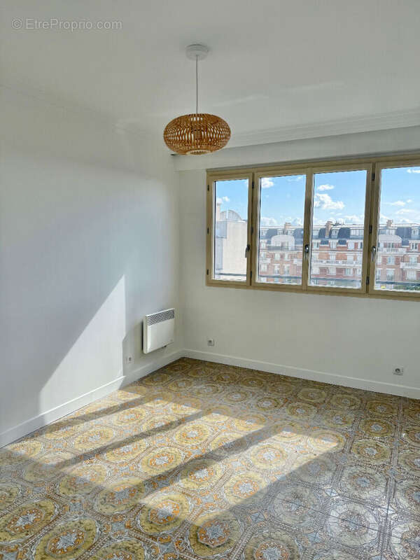 Appartement à PARIS-12E