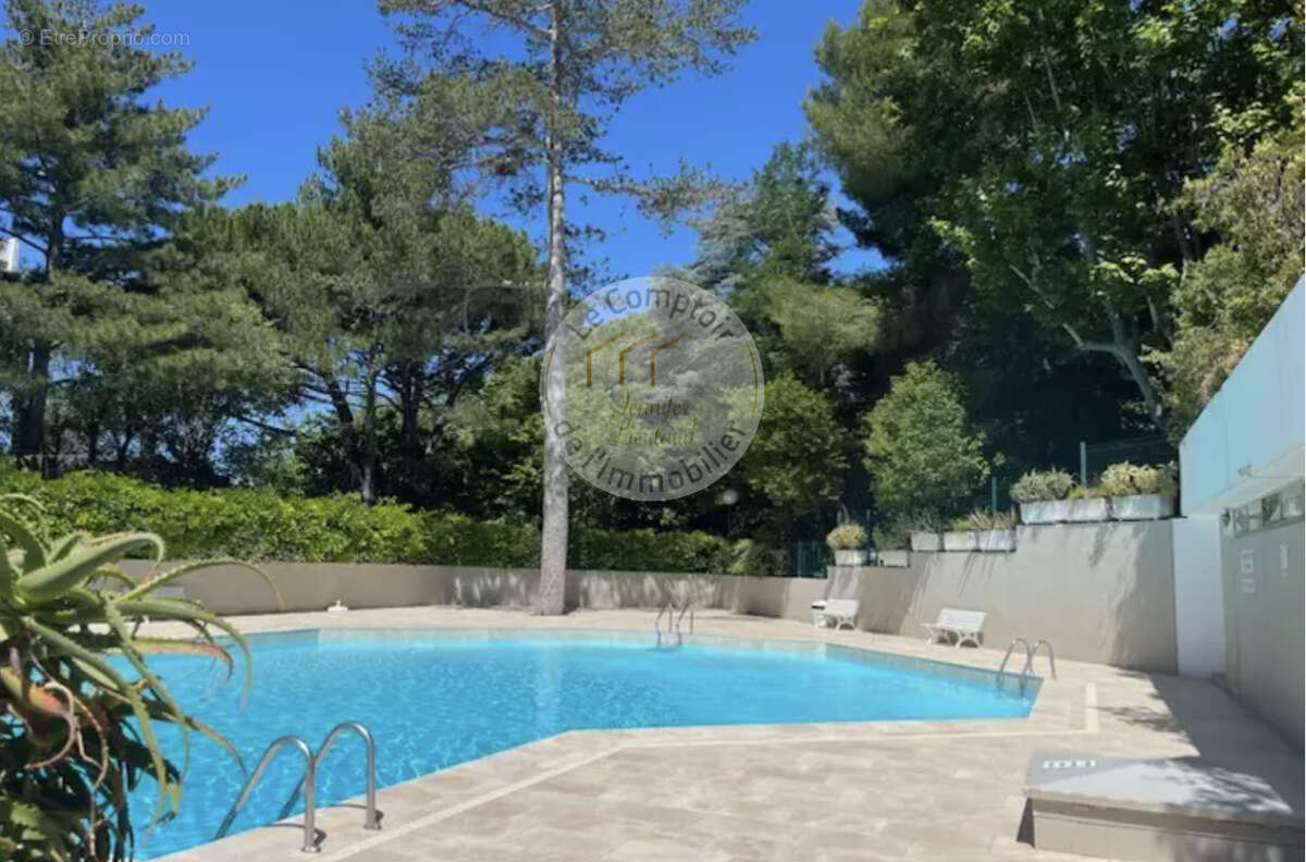 Appartement à MARSEILLE-9E