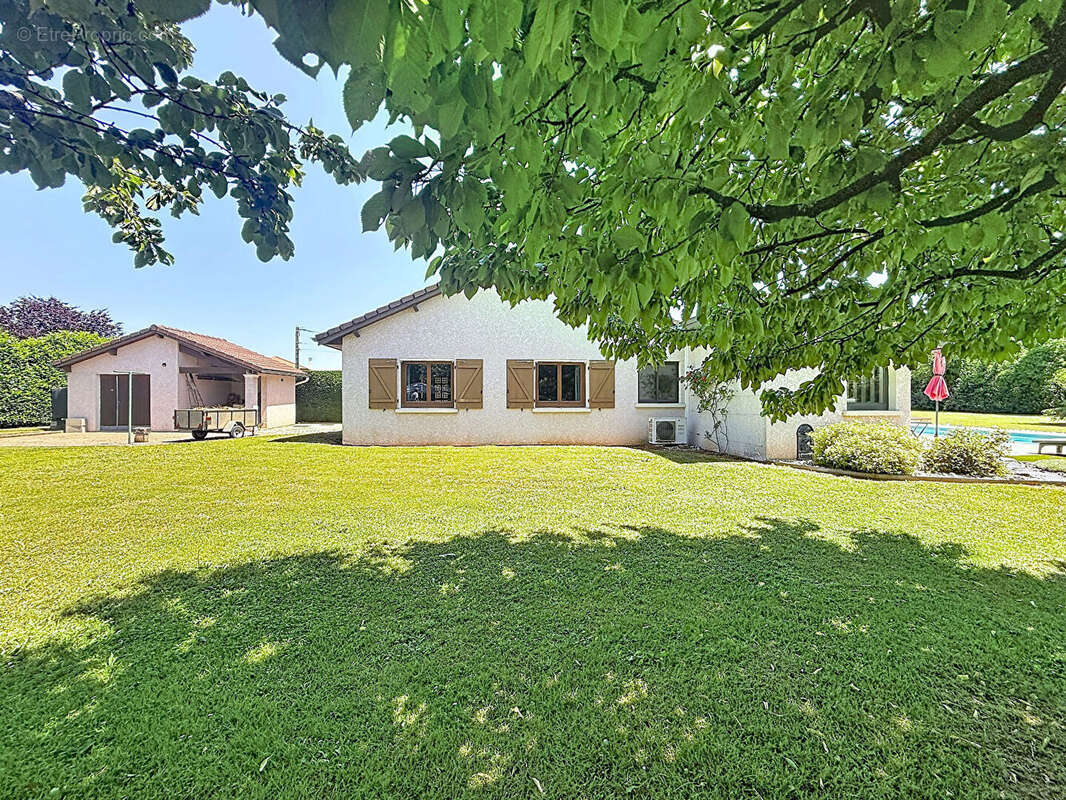 Maison à BLYES