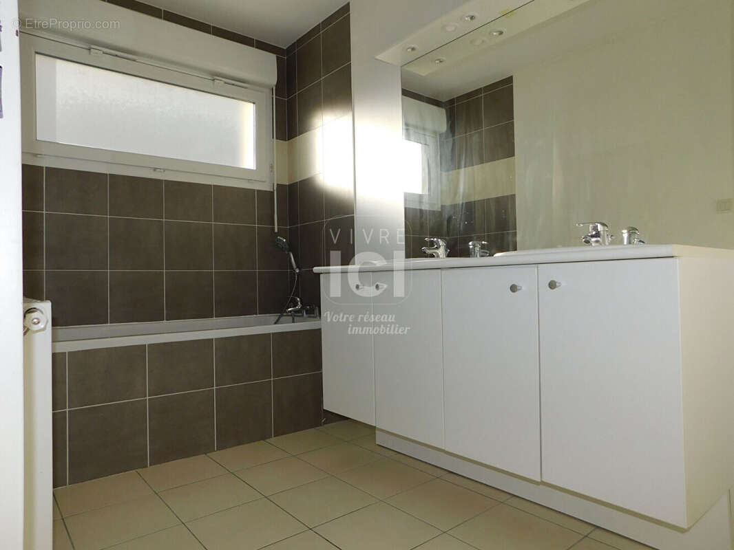 Maison à MURS-ERIGNE