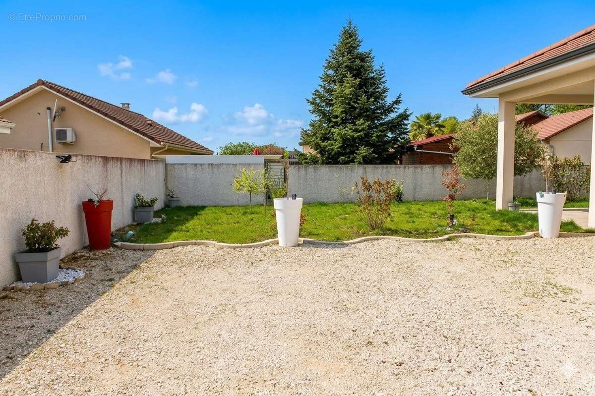 Maison à ARANDON