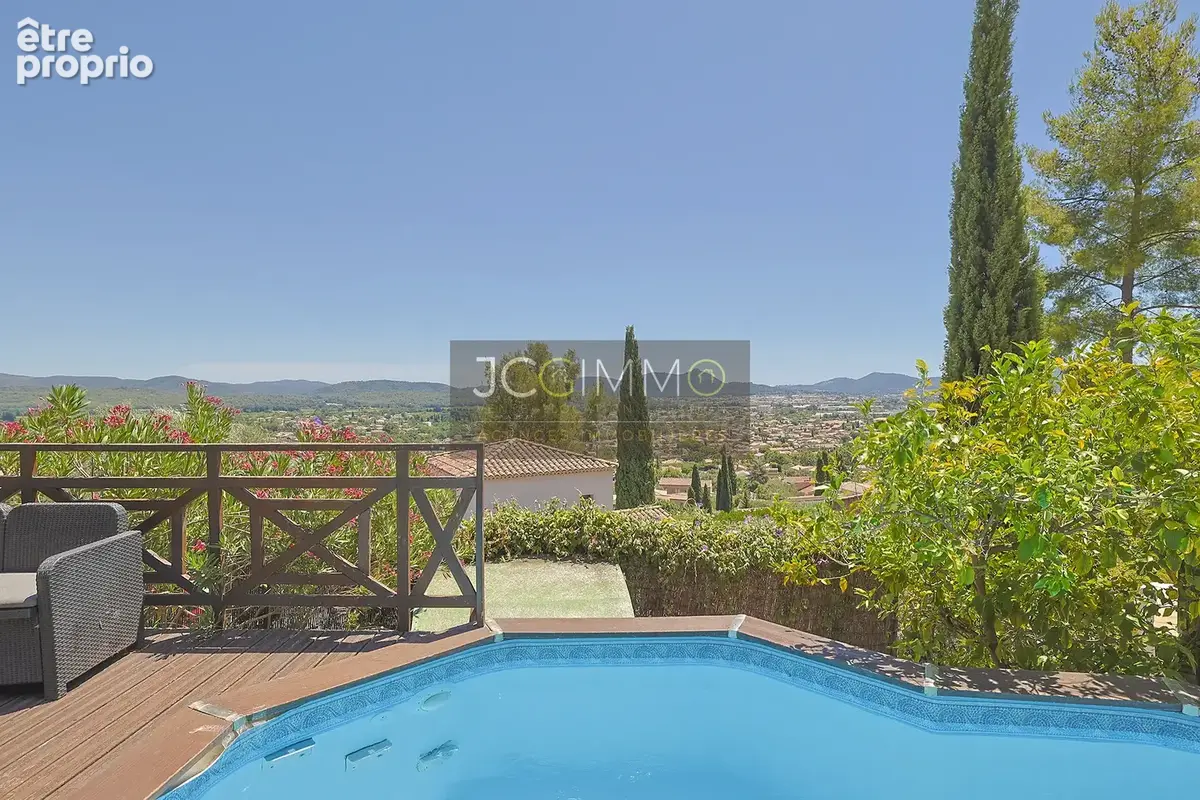 villa individuelle T5 de 117 m2 avec piscine et belle vue dégagée - photo 13