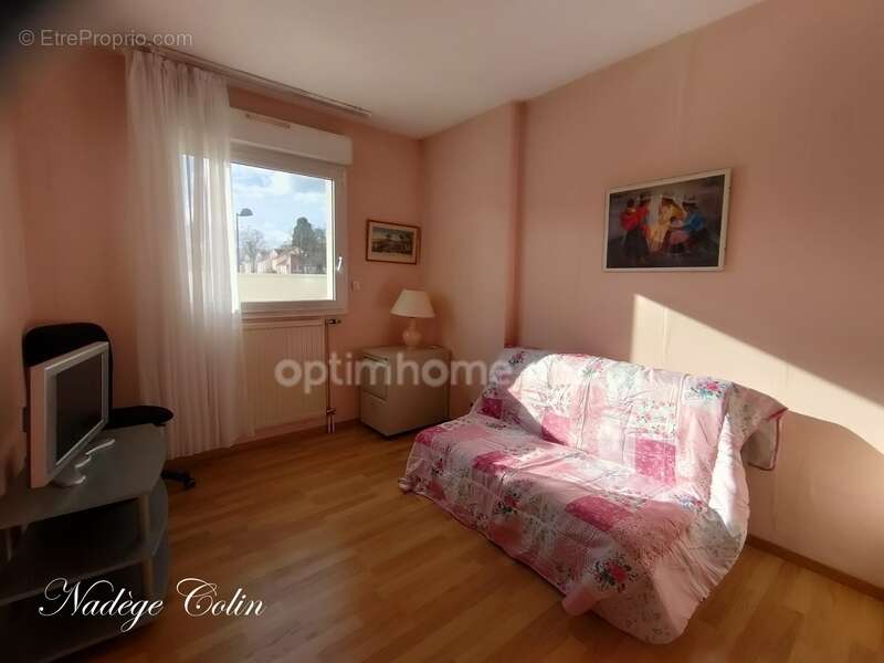 Appartement à MONTIGNY-LE-BRETONNEUX