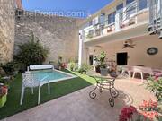 Maison à NISSAN-LEZ-ENSERUNE