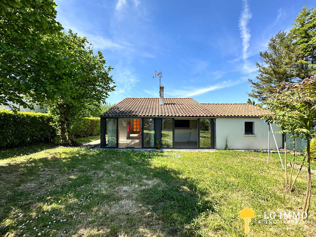 Maison à SEMUSSAC