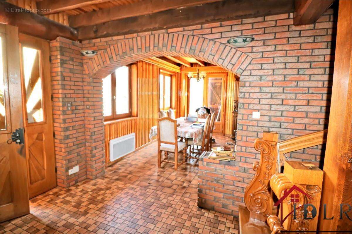 Maison à BROUVELIEURES