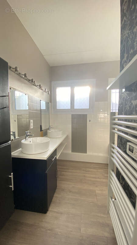 Maison à CHENAC-SAINT-SEURIN-D&#039;UZET