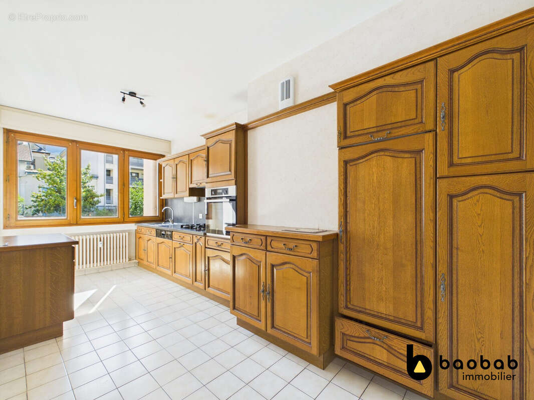 Appartement à AIX-LES-BAINS