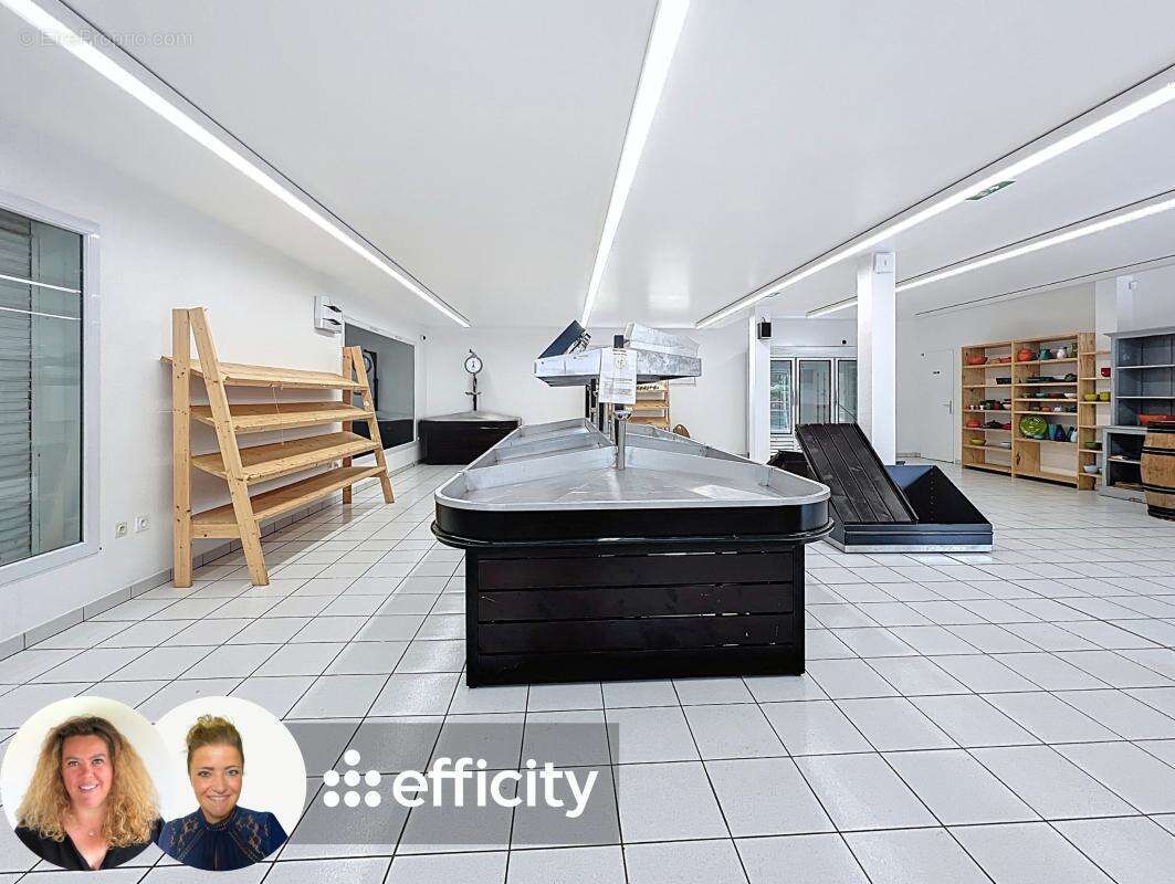 Commerce à SAINT-PIERRE-EN-FAUCIGNY