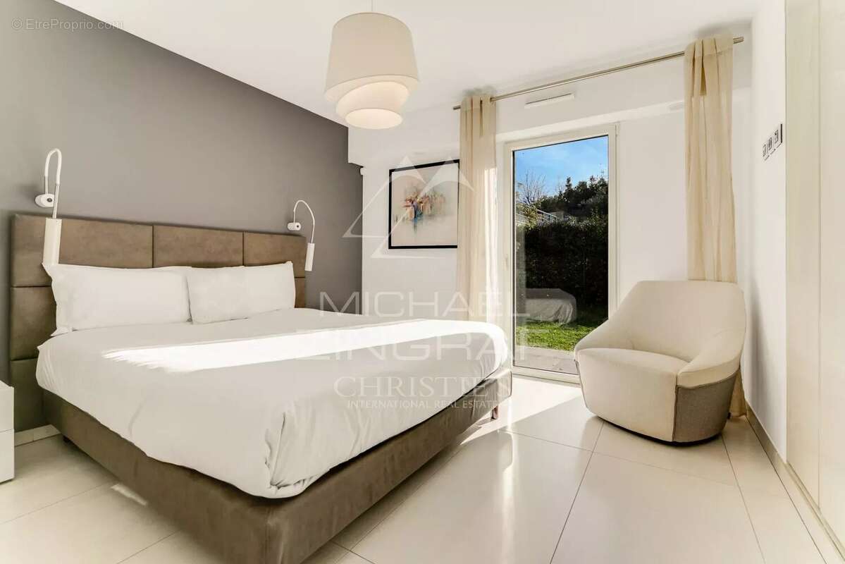 Appartement à SAINT-TROPEZ