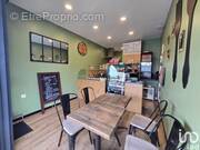 Photo 1 - Commerce à ROCHEFORT