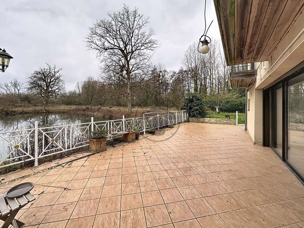 Maison à SERY-LES-MEZIERES