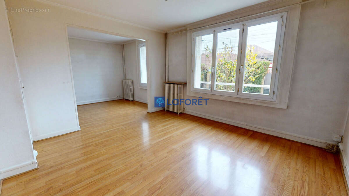 Maison à ATHIS-MONS