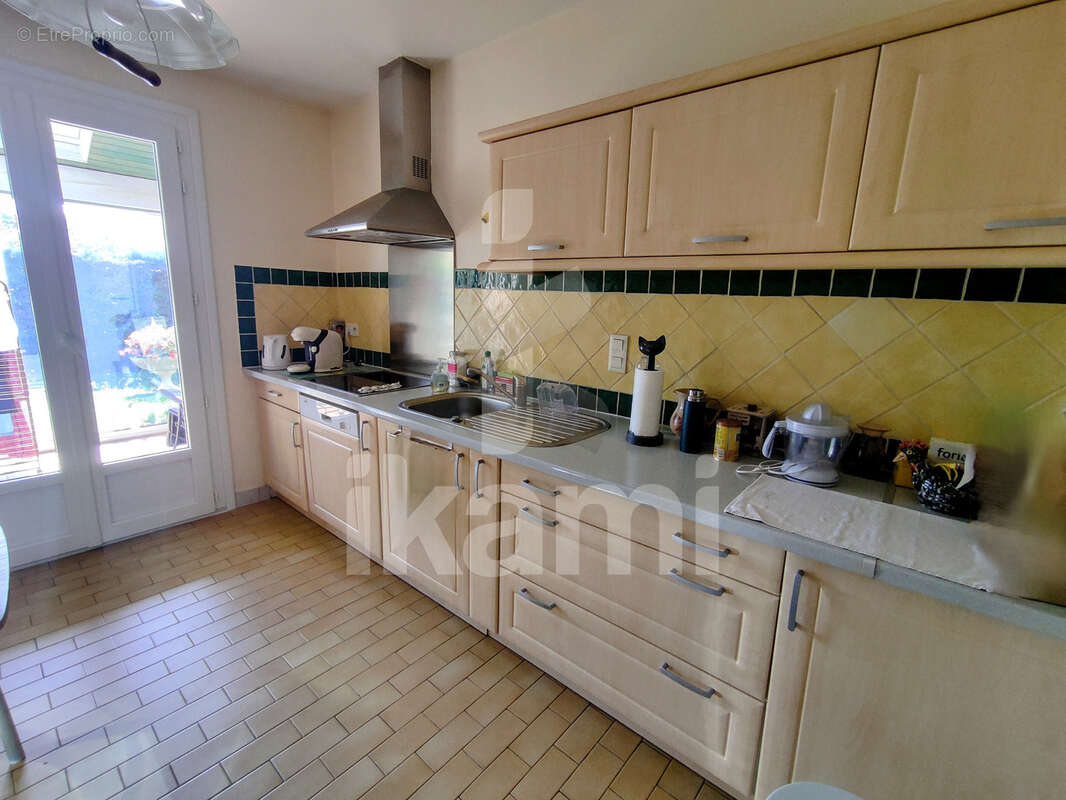 Maison à GENISSIEUX