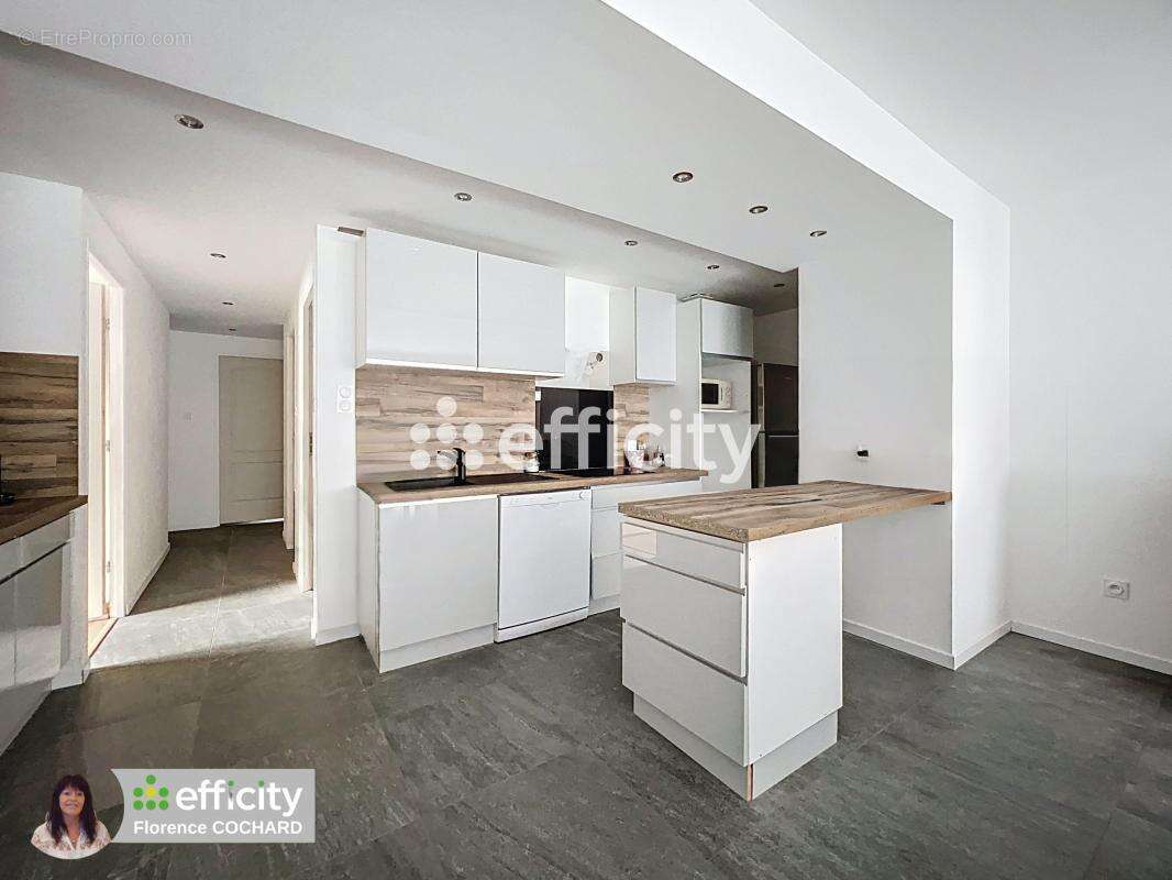 Appartement à VOUGY