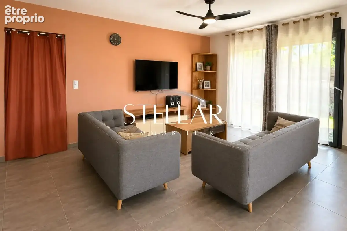 Maison 4 pièces 92 m² à vendre à Le Tampon (97430) - photo 2