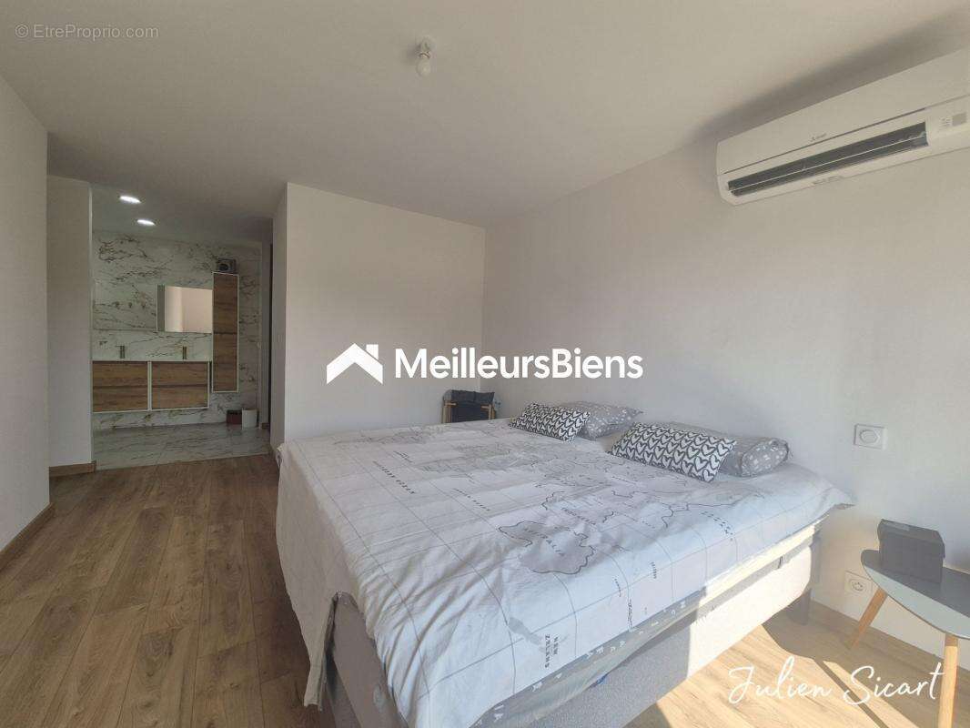 Villa contemporaine plain pied de 172m² - photo 12
